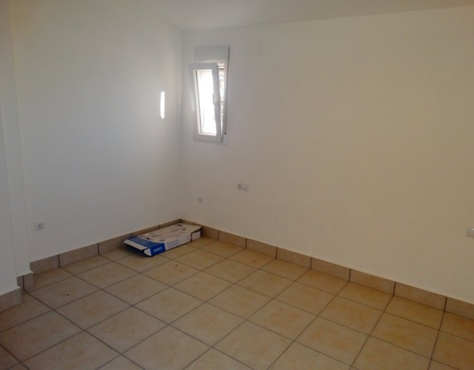 Geschäftshaus mit 4 Wohnungen zu verkaufen in Javea