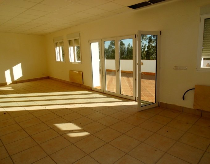 Geschäftshaus mit 4 Wohnungen zu verkaufen in Javea