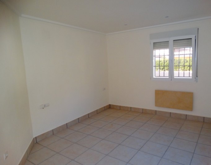 Geschäftshaus mit 4 Wohnungen zu verkaufen in Javea