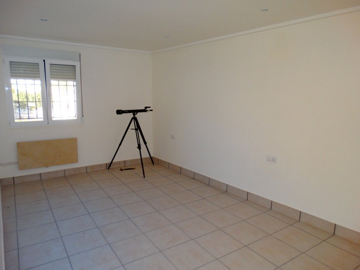 Geschäftshaus mit 4 Wohnungen zu verkaufen in Javea