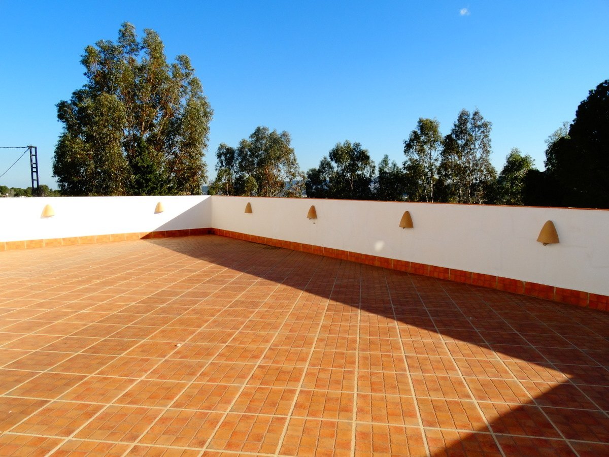 Geschäftshaus mit 4 Wohnungen zu verkaufen in Javea