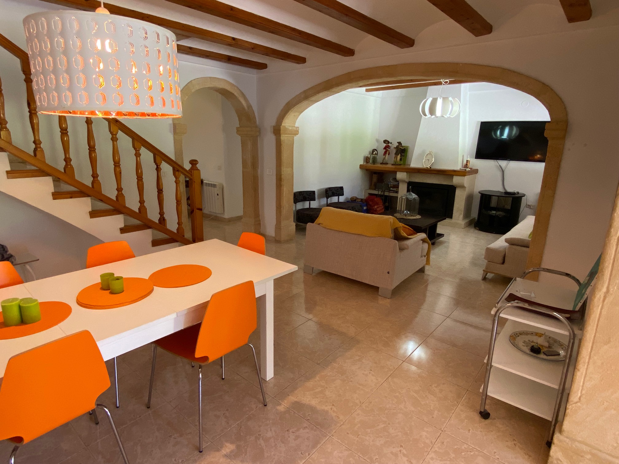 Sehr große traditionelle Villa zum Verkauf Javea in fußläufiger Entfernung zum Strand