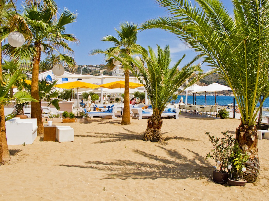 Elegante Javea Residence: Luxuriöses Wohnen in prestigeträchtiger Lage